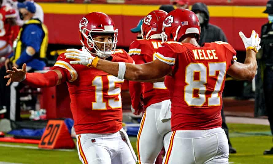 Champion Chiefs send warning to rest of NFL with opening win over