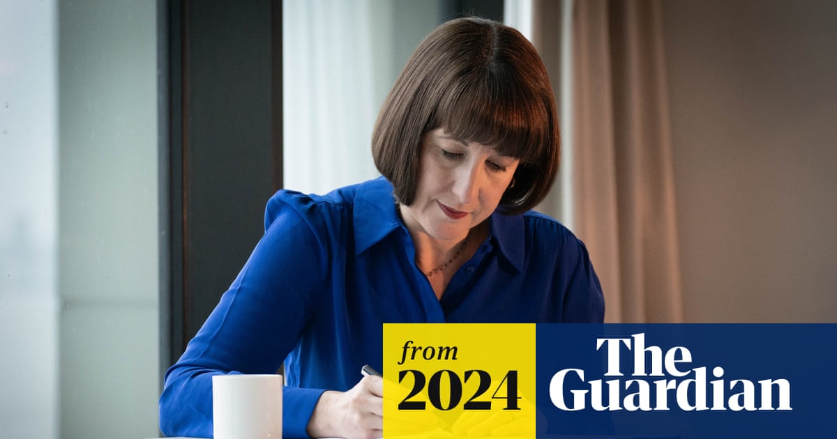 Reeves: UK Budget Rules 'Ironclad' Amid Energy Crisis