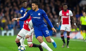 Reece James impresionó a Frank Lampard en el empate 4-4 del Chelsea con el Ajax.