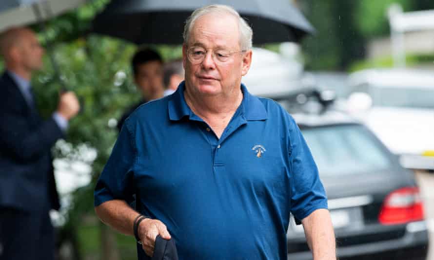 Col Allan and News Corp have been accused of sex-based discrimination by Michelle Gotthelf.