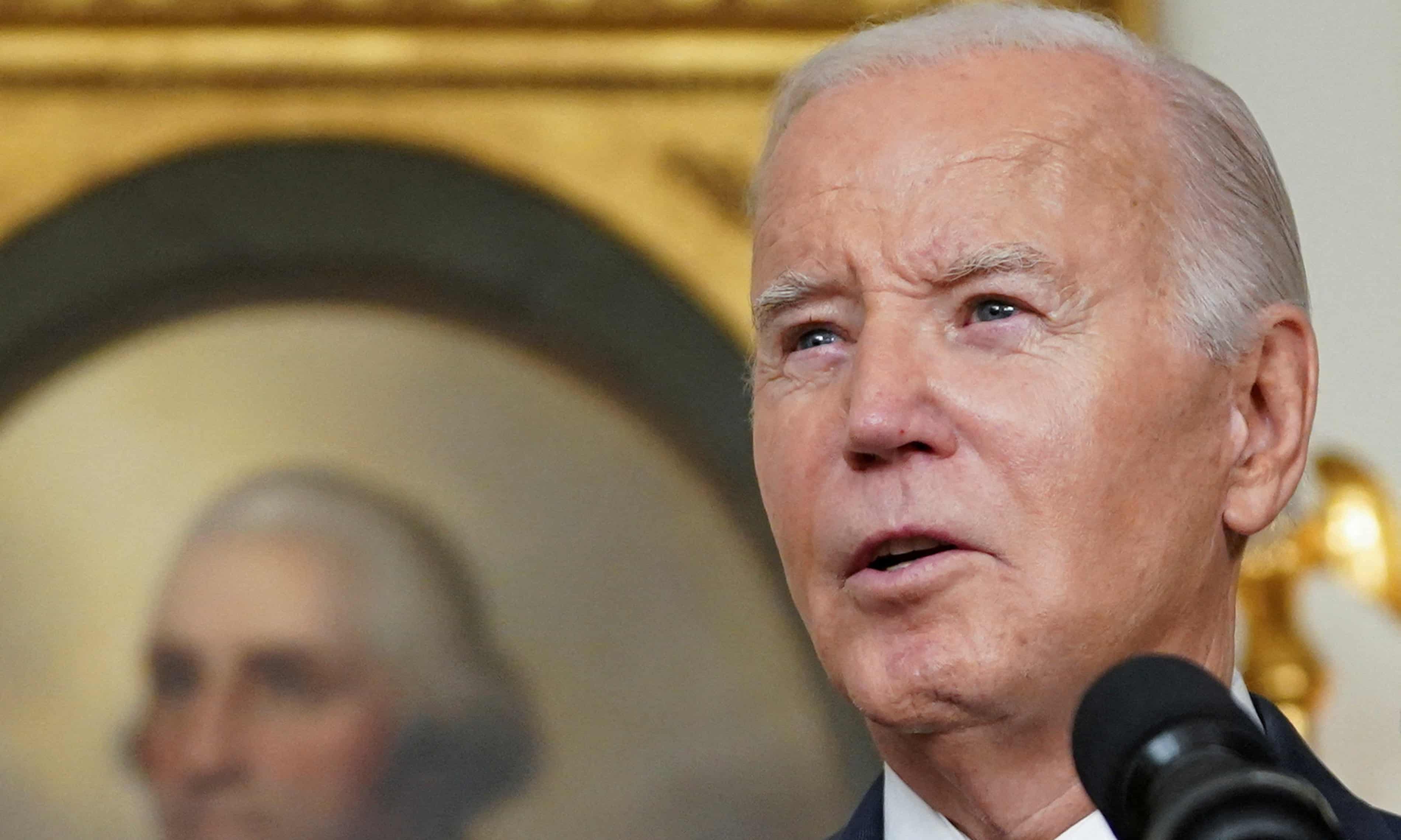 Joe Biden criticises snack makers for ‘shrinkflation rip-off’ (theguardian.com)