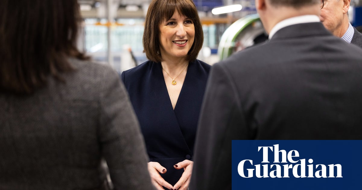 Scepticism in Whitehall that Heathrow plan can be reconciled with climate targets | Heathrow third runway Scepticism in Whitehall that Heathrow plan can be reconciled with climate targets | Heathrow third runway