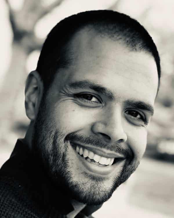 I M Wearing A Face Mask How Doctors Deal With The Coronavirus Risk In Their Daily Lives World News The Guardian