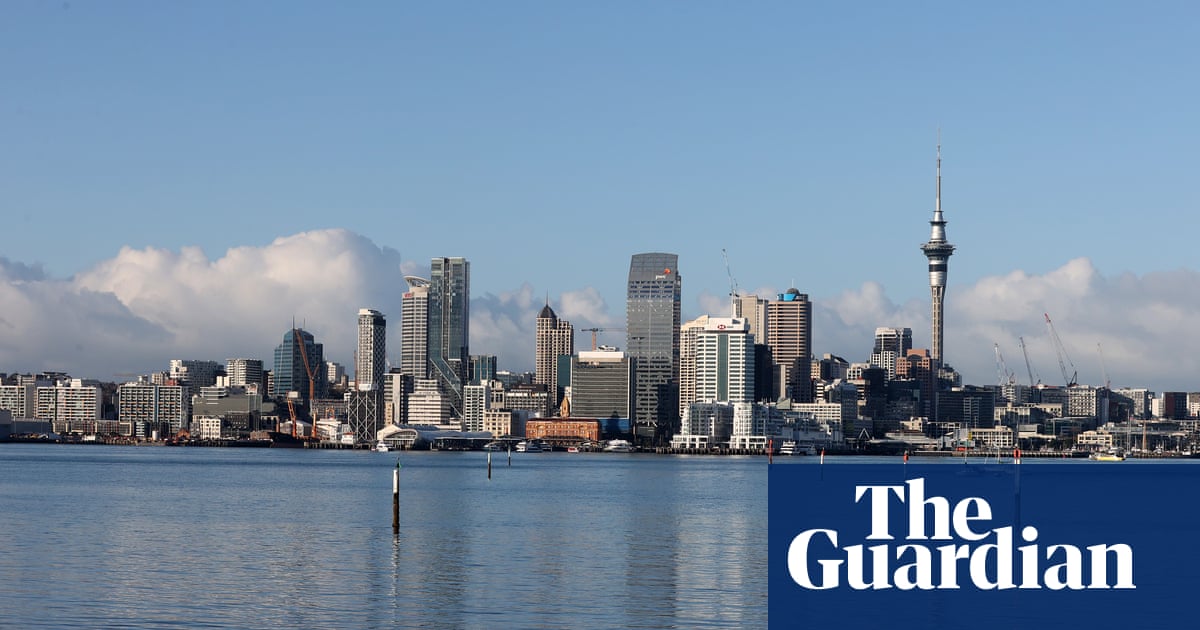 Auckland to remain in strict lockdown as New Zealand battles mystery Covid cases
