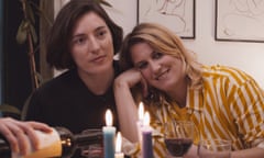 About everything and nothing … Alba Cros and Rocío Saiz in Girlfriends and Girlfriends