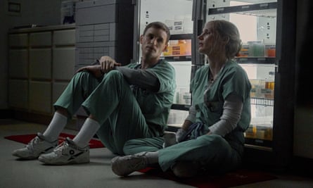 Eddie Redmayne et Jessica Chastain dans La bonne infirmière.