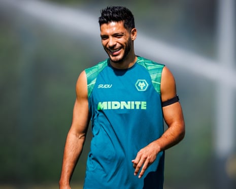 Raúl Jiménez of Wolverhampton Wanderers reacts during a training session