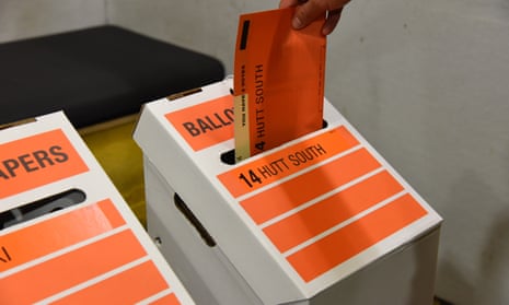 1 Legal Orange Poly Document Boxes