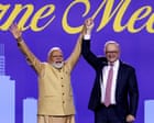'Bizim için bir baba gibi': Melbourne'de binlerce kişi Narendra Modi'yi görmek için akın ederken gurur ve protesto