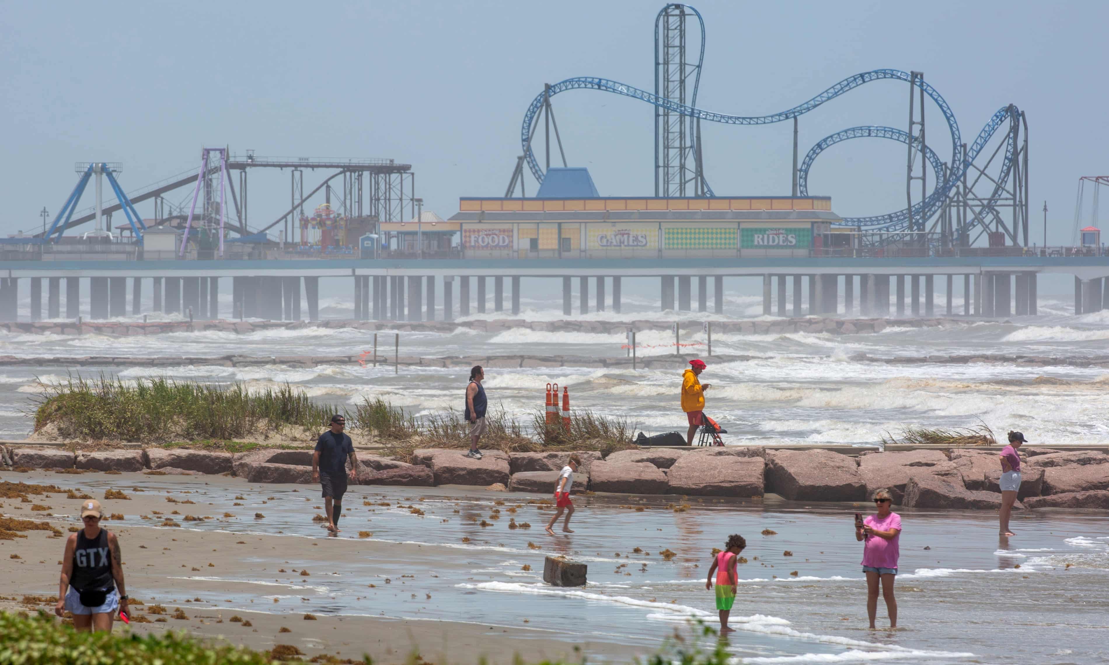 Hurricane Beryl makes landfall along Texas coast near Houston (theguardian.com)
