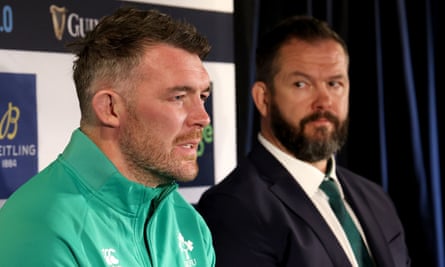 The Ireland captain Peter O’Mahony (left) is flanked by his coach Andy Farrell during the 2024 Six Nations launch in Dublin