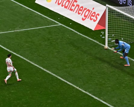 Édouard Mendy catches Brahim Díaz’s Panenka during the Afcon final match between Senegal and Morocco