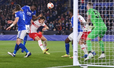 Daniel Amartey rises to head in Leicester’s equaliser