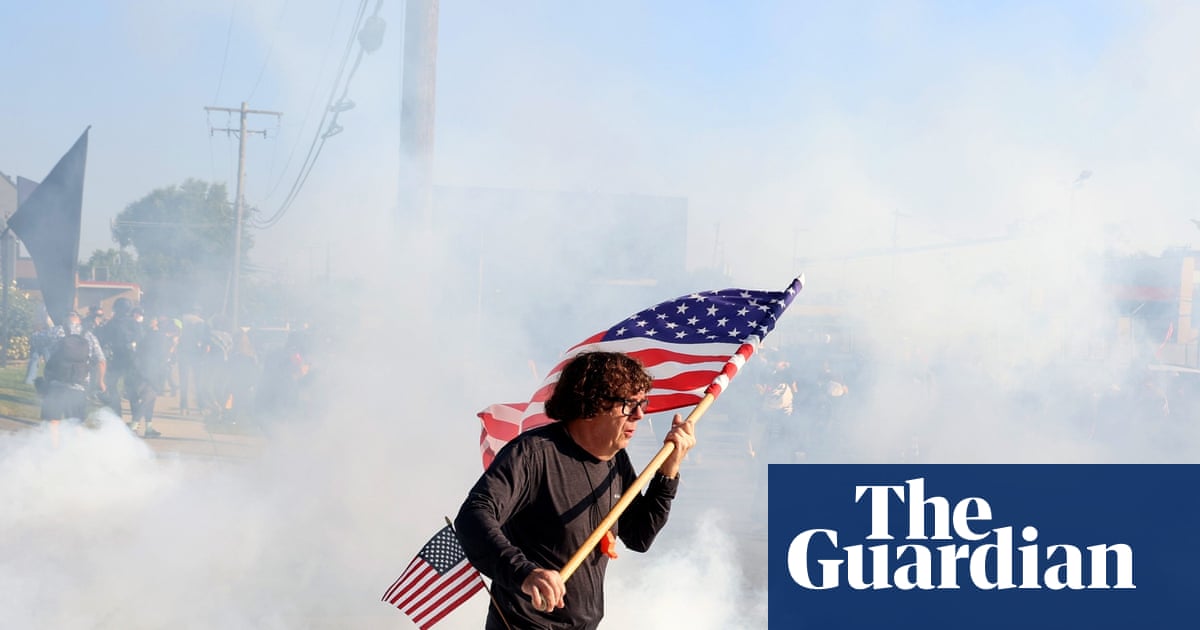 My travels through Chicago: tear gas, resistance and Trump’s big immigration crackdown