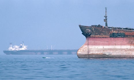 Oil tankers in the strait of Hormuz in the Red Sea