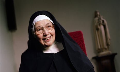 Sister Wendy Beckett.