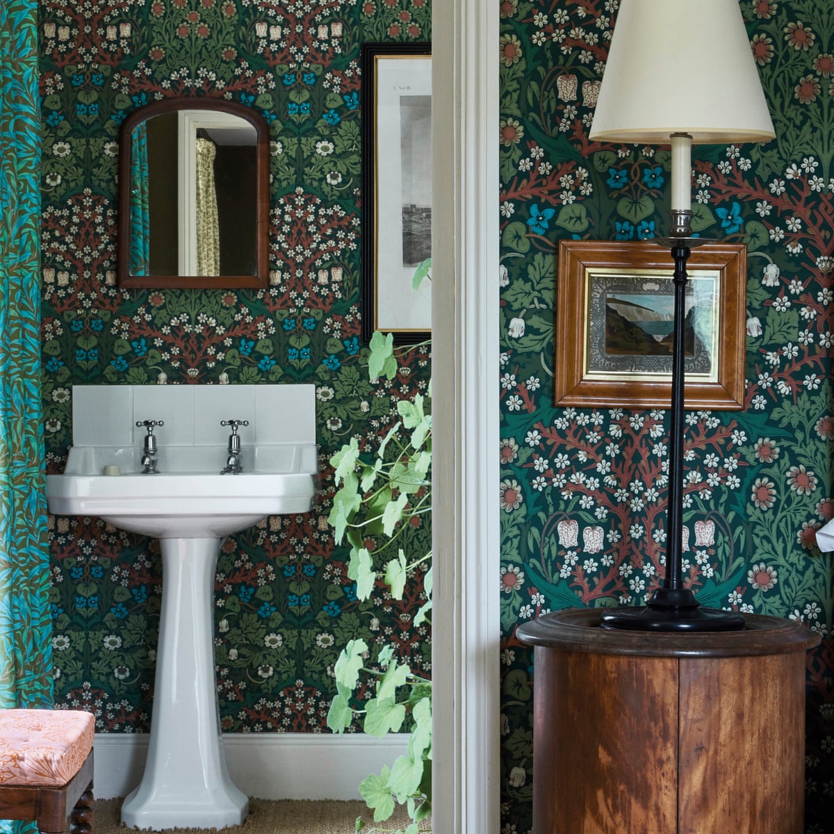 wallpaper to stunning effect