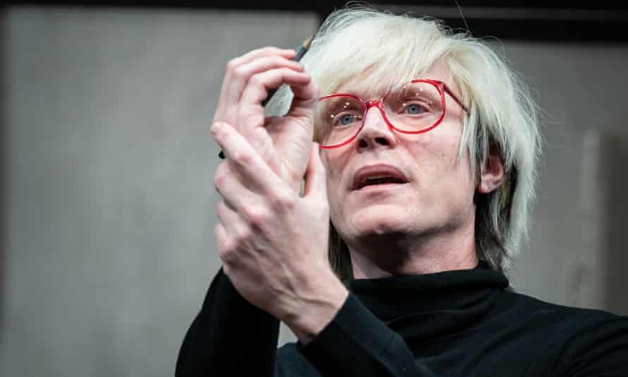 Paul Bettany as Warhol.