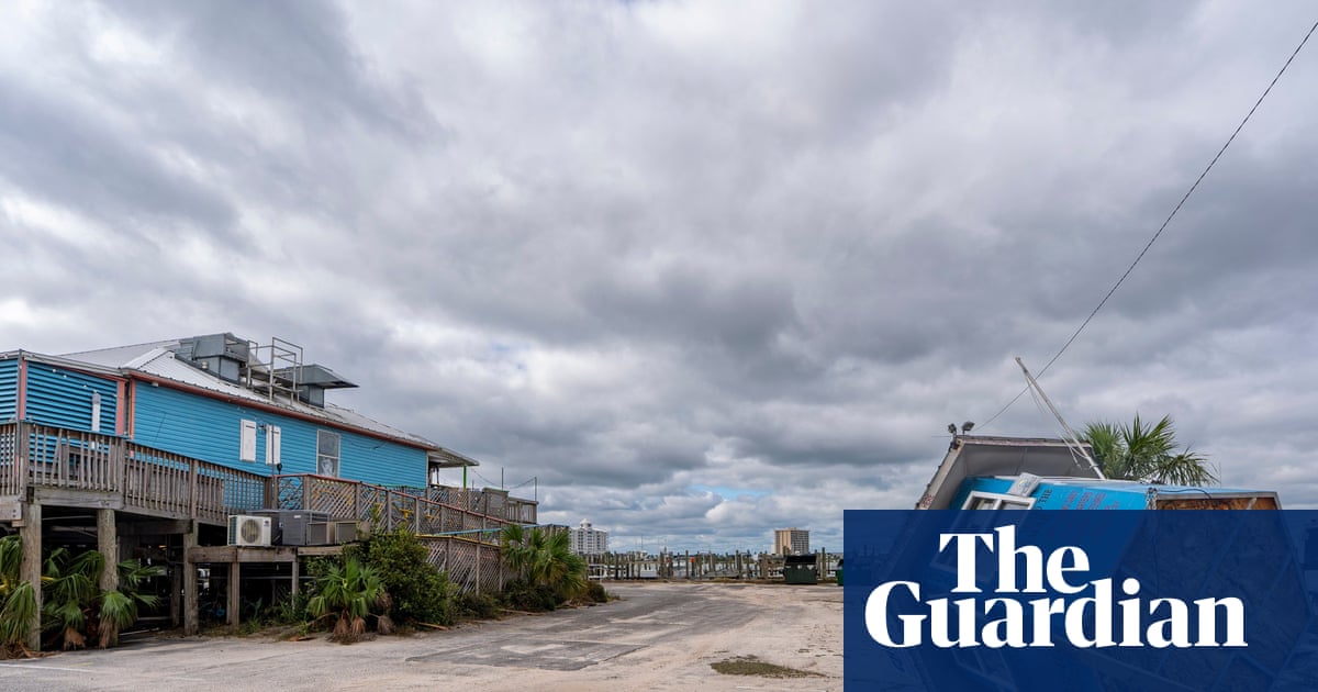 Florida officials say six people dead from Hurricane Isaias