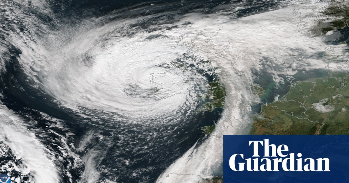 Weatherwatch: Storm Ophelia's trail of destruction in 2017 | News | The