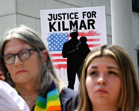 Ábrego's wife, Jennifer Vasquez Sura, and others at a protest in July