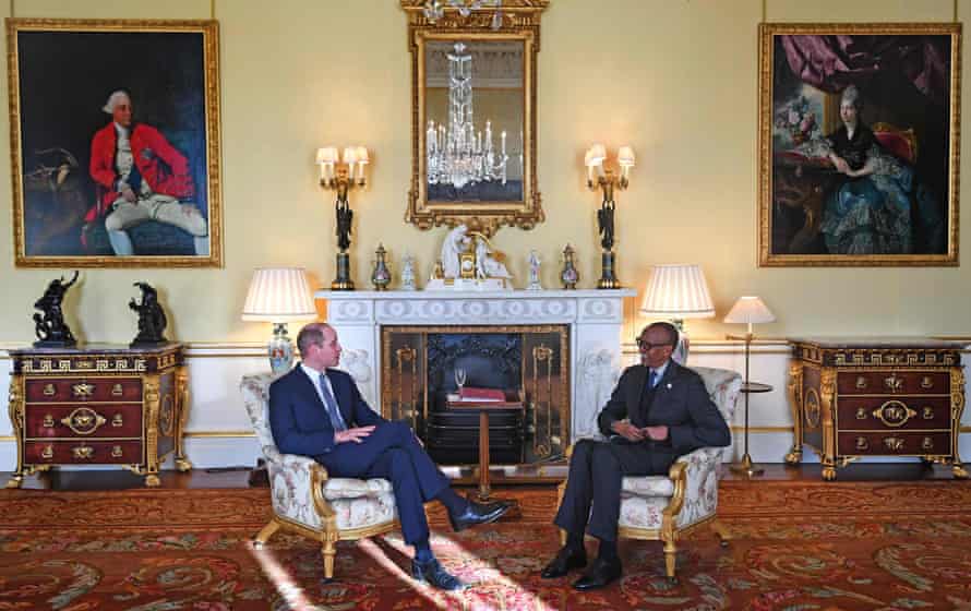 Prince William meets Rwanda's president Paul Kagame