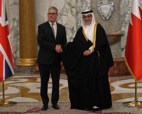 Keir Starmer with Bahrain’s crown prince and prime minister, Salman bin Hamad Al Khalifa