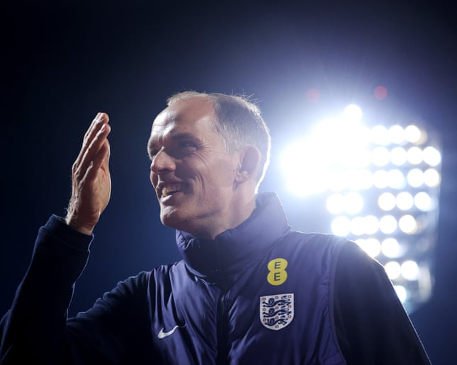 Thomas Tuchel é ironizado por torcedores da Inglaterra.