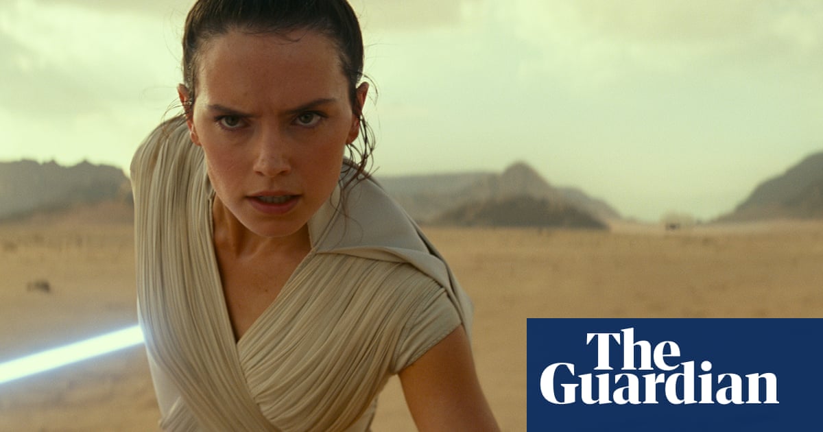 Star Wars: lesbian kiss cut from The Rise of Skywalker in Singapore