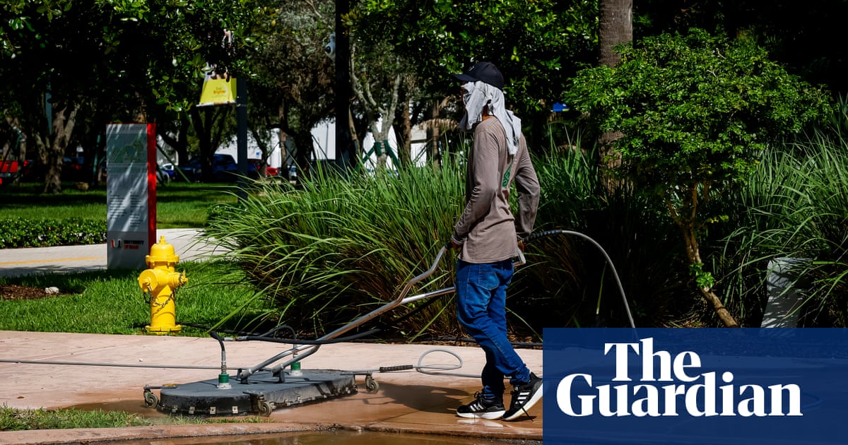 Florida workers brace for summer with no protections: ‘My body would tremble’ | Extreme heat