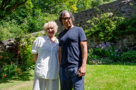 David Olusoga with Kate Lister in the garden of the Edinburgh House in A House Through Time.