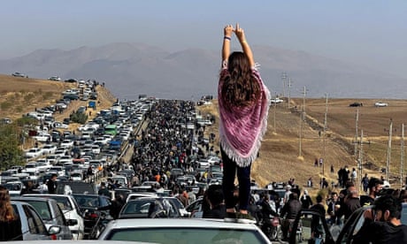 An image posted on Twitter reportedly showing protesters heading towards a cemetery in Saqez, western Iran, in October after the death of Mahsa Amini.