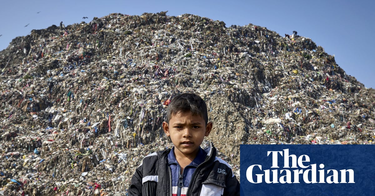 Life and death on India’s toxic trash mountains – video