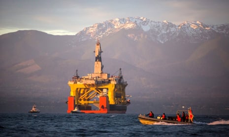 The Transocean Polar Pioneer, a semi-submersible drilling unit leased by Shell, was used to explore Arctic deposits.