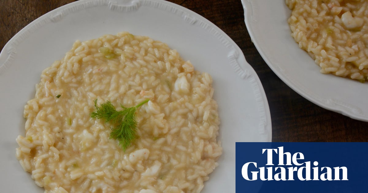 Rachel Roddy’s recipe for prawn, fennel and lemon risotto 