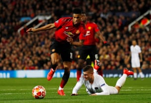 Marcus Rashford chooses Marco Verratti but jumps on a free-kick