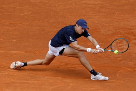 Alex De Minaur was ruthless in his round of 64 victory over Italy’s Lorenzo Sonego.