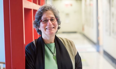 the american atmospheric chemist professor susan solomon