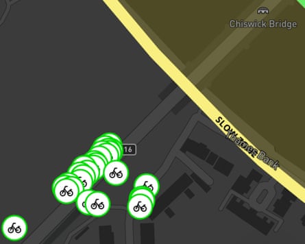 A screengrab of the Lime app showing available ebikes near Chiswick Bridge
