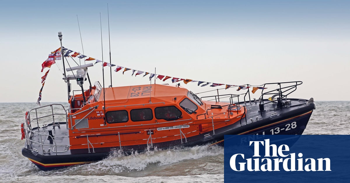 RNLI donations surge after Tory criticism of its work overseas