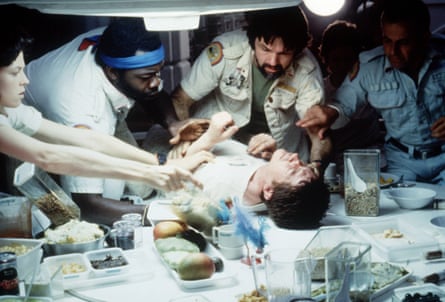 Sigourney Weaver, Yaphet Kotto, John Hurt, Tom Skerritt and Ian Holm in Alien