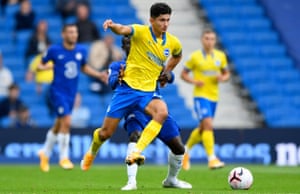 Steven Alzate will have to try to contain compatriot James Rodríguez at Goodison Park.