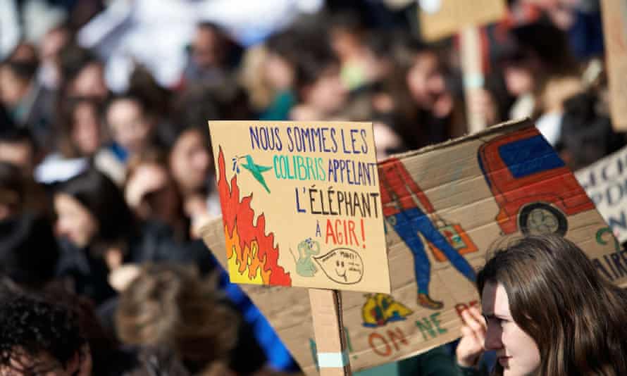 The report made clear that the obstacles to action over the climate crisis are politics and fossil fuel interests.