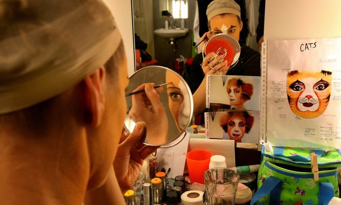 I Ve Seen It 703 Times Cats Superfans On The Show S Magical