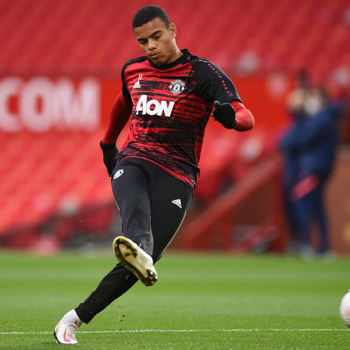 Ole Gunnar Solskjaer Defends Media Target Mason Greenwood After Illness Football The Guardian