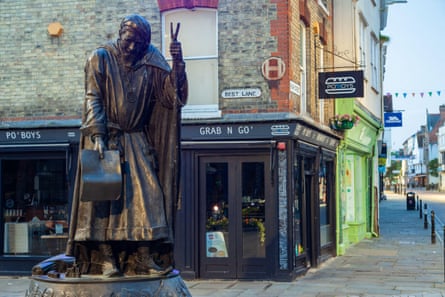 A Canterbury trail: my pilgrimage from the cathedral to the white cliffs of Dover