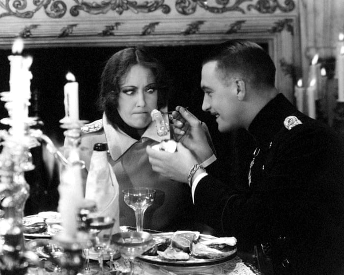 ‘Our director is a madman’: a century on, Gloria Swanson’s disastrous film Queen Kelly is finished