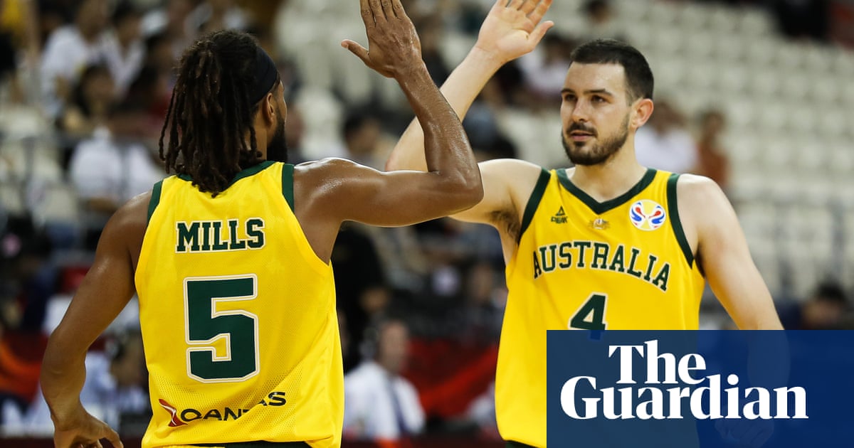 Patty Mills fires again as Australia reach maiden Basketball World Cup semi-final