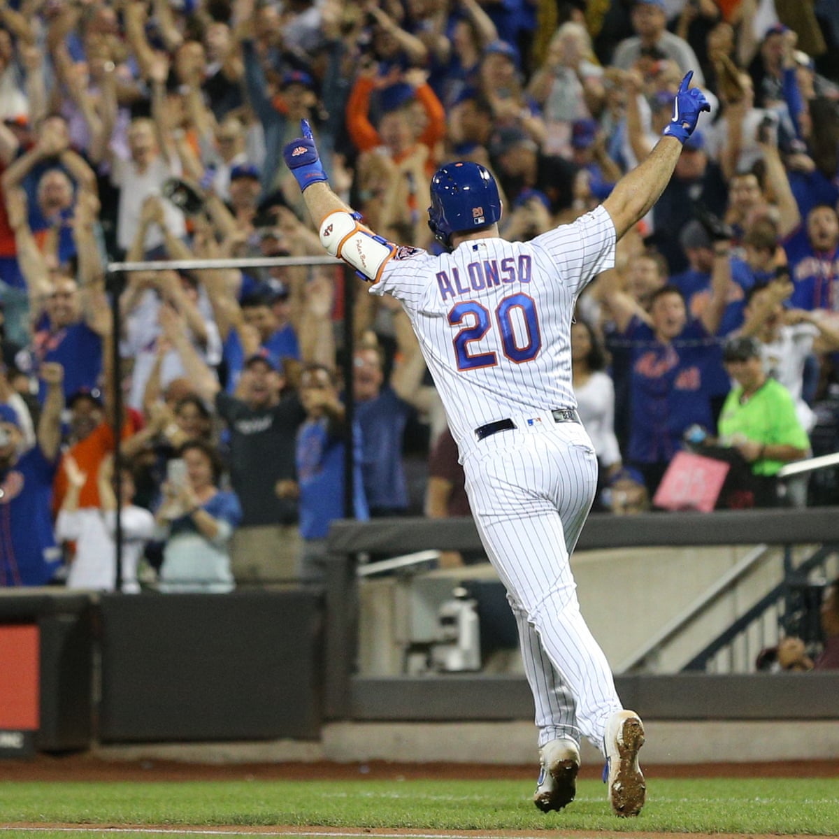 Pete Alonso Hits 53rd Home Run Of Season To Break Aaron Judge S Rookie Record New York Mets The Guardian Pete Alonso Hits 53rd Home Run Of Season To Break Aaron Judge S Rookie Record New York Mets The Guardian