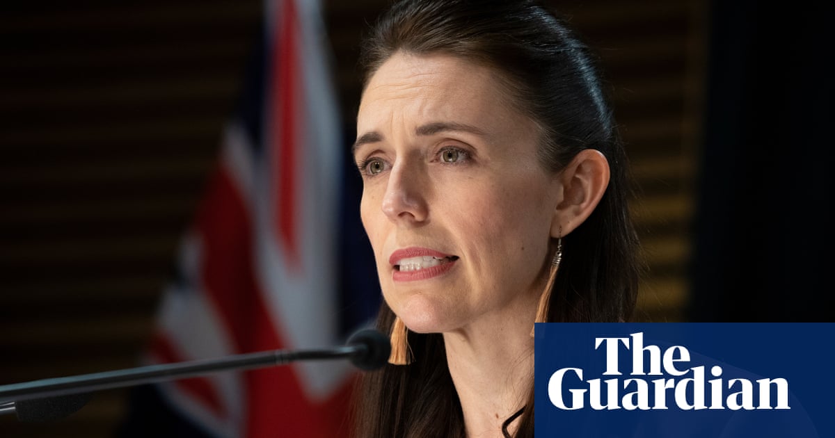 Jacinda Ardern’s popularity plunges as New Zealand reckons with new era of endemic Covid